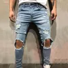 Jeans da uomo 2022 Autunno Moda Street Style Uomo Gamba stretta Pantaloni slim sfilacciati Streetwear Pantaloni a vita bassa Vita media Strappato Fori Denim 237C