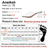 Aneikeh Moda Serpentine Slides Clear PVC Zapatillas transparentes Zapatos de mujer Peep Toe Square 5CM Tacones altos Mulas Vestido Bombas Y200624