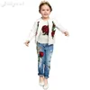 Großhandel - 2020 Frühling/Herbst Mode Zitronen-/Rosendruck Mädchenkleidung 3-teiliges Kinderkleidungsset 3-13Y Kinderkleidung T-Shirt + Mantel + Jeans1