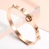 Bangle Fashion Luxury Women Rivet Bracelet Pyramid And Dangle Circle Charms Design For Wedding Party Jewelry Gift11175144