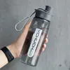 زجاجة المياه البروتين شاكر زجاجة المحمولة الرياضة التخييم المشي زجاجة ماء مع شاي infuser البلاستيك كأس 600/800 / 1000ML 201128