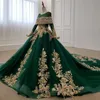 Dubai Mörkgrön Kvällar Guld Flora Appliques Långärmade En Linje Prom Klänningar Saudiarabien Sweep Train Robe de Soiree