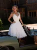 Vintage Short White A Line Wedding Dresses V Neck Appliques Lace Beaded Sequins Knee Length Sleeveless Garden Outdoor Bridal Gowns