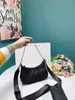 Milano P Märke Designer Luxury Shoulder Bag Sling Crossbody Tote Högkvalitativ äkta ko Läder Half Moon Väskor med plånbok med presentförpackning