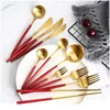 4PCS Red Gold Tutlery Zestaw naczynia ze stali nierdzewnej Zestaw stołowy Strep Steek Nóż STEAT Fork łyżka kawowa łyżka ekskluzywna kolacja jlldoi