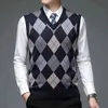 Mode Designer Merk Argyle Pullover Diamond Sweater V-hals Knit Vest Mannen 6% Wol Mouwloze Autum Casual Mannen Kleding 211221