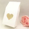 16 * 8 * 5cm Cookies Noix Sacs d'emballage cadeau Stand Up Boîtes en papier Kraft avec forme de coeur Boîtes de sac cadeau transparentes transparentes avec fenêtre