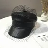 Xcyb våren och sommar New Black Pu Lace Veil Newsboy Caps Fmale Fashion Hats 201013