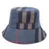 Herfst en Winter Nieuwe Dames Streep Mode Warme Sunshade Fisherman's Hat Suede Basin Hat Casual Opvouwbaar Thermal1