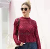 Kvinnors Tröjor Vit Hollow Out Höst Casual Tunna Kort Sticka Toppar O-Neck Female High Street Chic Jumpers