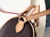 2022 ORIGINAL HÖGA KVALITETSKAPITLERVÄGAR NANO SPEEDY HANDBAGS LÄDER SKRIFTER CROSSBODY MINI Väskor 61252263B