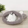 Bonitos camas de gato saco de dormir inverno casa pequena casa para animais macio ninho almofada pet dormir