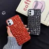 Étui de téléphone de luxe Bling pour iPhone 12 11 Pro MAX XS XR XS MAX 7 8Plus couverture arrière à paillettes colorées pour Samsung S20