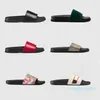 여자 / 남자 샌들 품질 세련된 슬리퍼 패션 고전 남자 여성 플랫 신발 슬라이드 EU : 35-45 02001