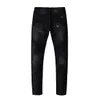 Jeans da uomo dal design nuovo 22SS con buchi neri Le toppe strappate blu scuro sono lavate per il tempo libero di auto-coltivazione europeo-americana
