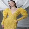 Abiti da sera di lusso Sexy con scollo a V Maniche lunghe Chic Lace Ruffles Tulle Abiti Partito Abiti perline Applique Abiti da ballo personalizzati Robe de Soirée