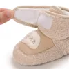 0- Neugeborene Babyschuhe Jungen Mädchen Kleinkind Erste Wanderer Booties Baumwolle Komfort Weiche Anti-Rutsch-warme Säuglingsbettschuhe LJ201104