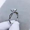 Cluster Ringen Morsan Diamond Ring Girl Diamond Silver Live Wedding Prodal Plain Gift Lady