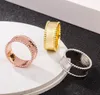 Anel com logotipo Perlee Trevo de quatro folhas caleidoscópio anel de três cores em ouro rosa 18K cheio de diamantes site oficial do designer o mesmo styl220b