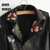 刺繍の花と葉の長袖PU女性ジャケット黒と白のラペルリベット装飾エスニックファッション新しいトップP8 T200319