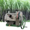 250A-1 presse-agrumes professionnel de canne à sucre/machine manuelle de jus de canne à sucre/machines commerciales d'extracteur de jus de canne à sucre prix 1 PC