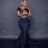 Glitter Feather Navy Blue Mermaid Avondjurken Plus Size Afrikaanse Aso Ebi Applicaties Lovertjes Prom Dress One Shoulder Trumpet Robe de Soriee