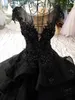 Pricness Vintage Gothic Luxury Black Plus 크기의 볼 가운 웨딩 드레스 레이스 아플리케 드레이프 주름 코트 코트 기차 계층화 된 신부 가운 사용자 정의 제작