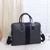 2021 Ny Leather Male Business Single Shoulder Bag Cross Sector Briefcase Datorpaket lutande väska Mäns handväskor med hög kvalitet