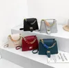 HBP-Handtasche Retro-Zungenabdeckung Einzelschulter-Straddle-Damentasche Satchel-Trend-Minderheitsdesign Europäische und amerikanische Mode