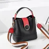 여성용 새로운 인기있는 양동이 가방 핸드백 패션 한 숄더백 크로스 바디 다목적 휴대용 가방