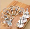 Boutons de porte en cristal de diamant Boutons de tiroir en verre Poignée en alliage de zinc Armoires de cuisine Poignée de meubles Bouton Poignées à vis et poignées LSK1545