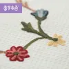 ヨーロッパスタイルのテーブルクロス中国の伝統的な手作り刺繍入りテーブルクロスホワイトテーブルカバーの花綿テーブルクロスT200707