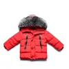 2020冬の子供たちファッションカジュアル暖かいフード付き男の子のコートのためのアウターウェアのための厚いスポーツコートジャッキー衣装服ダウンパーカー