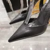 Modedesigner-Kleiderschuhe Ladies High Heels exquisite bequeme Gurt Frauen Alphabet Diamond Joint Sandalen Ledermaterial Größe 35-41