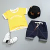 2020 Bebek Yaz Giyim Yürüyor Çocuk Erkek Mektup Baskı 2 Adet Takım Elbise Stil Moda Saf Renk Bebek Giysileri Set Eşofman LJ200916