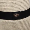 2020 New Sun Hat Small Bee Straw Hats Gold Wraded Hat Female Sould Sunchade Sunshade Flat Cap Visor251y