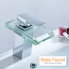 Robinet de salle de bain LED Waterfall Bassin de bassin en laiton Robinet chaud Mélangeur à chaud Tap Plateau de mélangeur de mélangeur