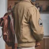 Maden Mens Brown Wojskowy lot Bombowiec Kurtki Vintage Pilot Aviator Monocycle Jacket Slim Fit with Patches Stand Collar 201120