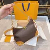 Mulheres Designers Shaler Sacos Vintage Luxurys Crossbody Bag Croissant Cowhide Aparagem de Alta Qualidade Senhoras Senhoras Bolsas Brown Bolsa Corrigir Padrão Hobo Bolsa