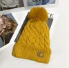 Luxuoso designer marca letra dupla impressão beanie chapéus moda lã malha crânio tampões de qualidade superior cristal strass inverno outdoor engrossar pompom beanies tampão