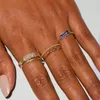 Kluster ringar Minimal Delikat 100% 925 Sterling Silver Tunna Fingerband 2 Klar CZ Barbed Wire Knot Guldfärg Vermeil Dainty Ring för Wome