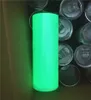 Nuove tazze di vernice luminosa di sublimazione da 20 onblimazione dritte con paglia che brilla nelle bottiglie d'acqua in acciaio inossidabile bianco scuro che bevono tazze di latte A12