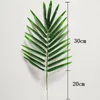 20pcs 플라스틱 인공 팜 트리 나뭇잎 녹색 식물 가짜 열대 잎 홈 웨딩 장식 꽃꽂이 Y200104
