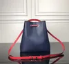 2020 nuevos bolsos de hombro, bolso tipo cubo de cuero para mujer, bolsos de mano con diseño de sujetador famoso, cuerpo cruzado de alta calidad