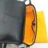 Meninas de ombro masculinas de alta qualidade Mini bolsas mensageiras de tela revestida com bolsa de corpo transversal clássica de couro genuíno com bolsa de poeira