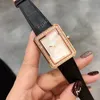 Marca de couro genuíno relógio de luxo relógio de pulso clássico moda 37 * 28mm retângulo quartzo relógio relógio de pulso mulheres namorado relógios 201114