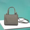 2022 Borse firmate da donna Borsa da donna Tote Borse Stile moda Borsa di lusso Pu Pelle Borsa di alta qualità Portafogli all'ingrosso04