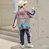 Western Style Childrenswear Boy's Suit Bahar ve Sonbahar Sonbahar Giyim Yeni Stil Sonbahar Günlük Parça