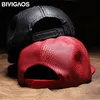 Ny Metal Sculpture Lion Head Snapback Hats Snakesskin Leather Hip Hop Cap Punk Style Baseball Caps för män Kvinnor Black Red 201023274D