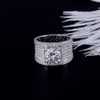 Transgems Luxury 14K 585 Centro de oro blanco 10 mm F Color VVS Moissanite Anillo de compromiso para hombres Alianza de boda con detalles Y200620